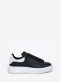 Alexander McQueen – Oversized Sneaker (Black/White)