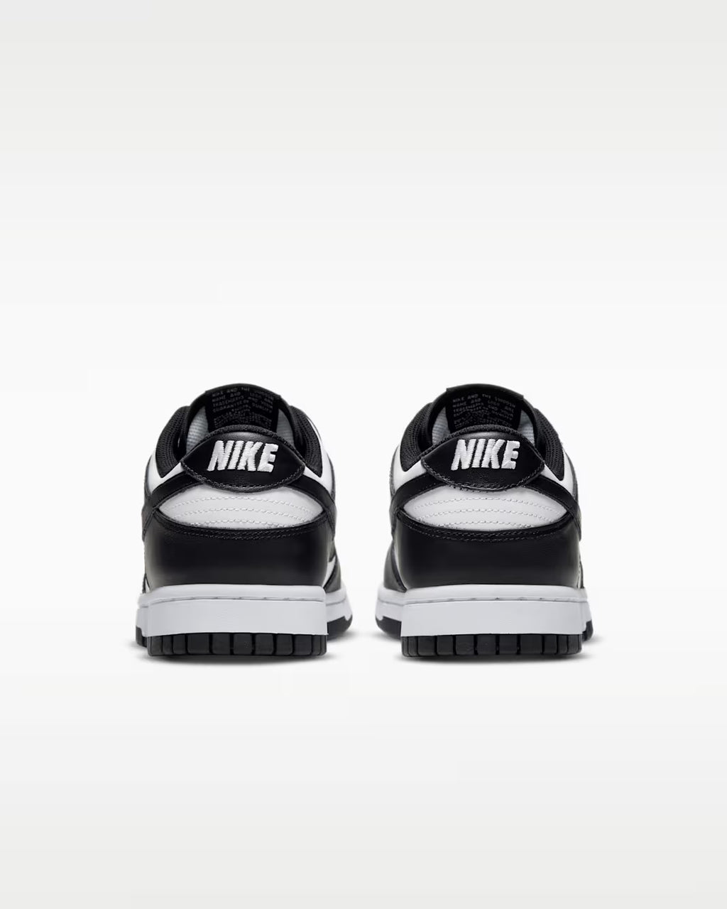 Nike SB Dunk Low "Panda"