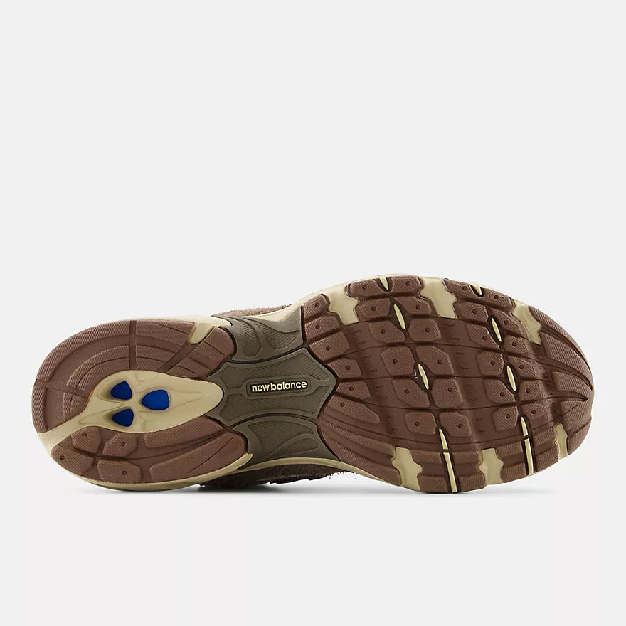 New Balance 530 – Brown & Tan