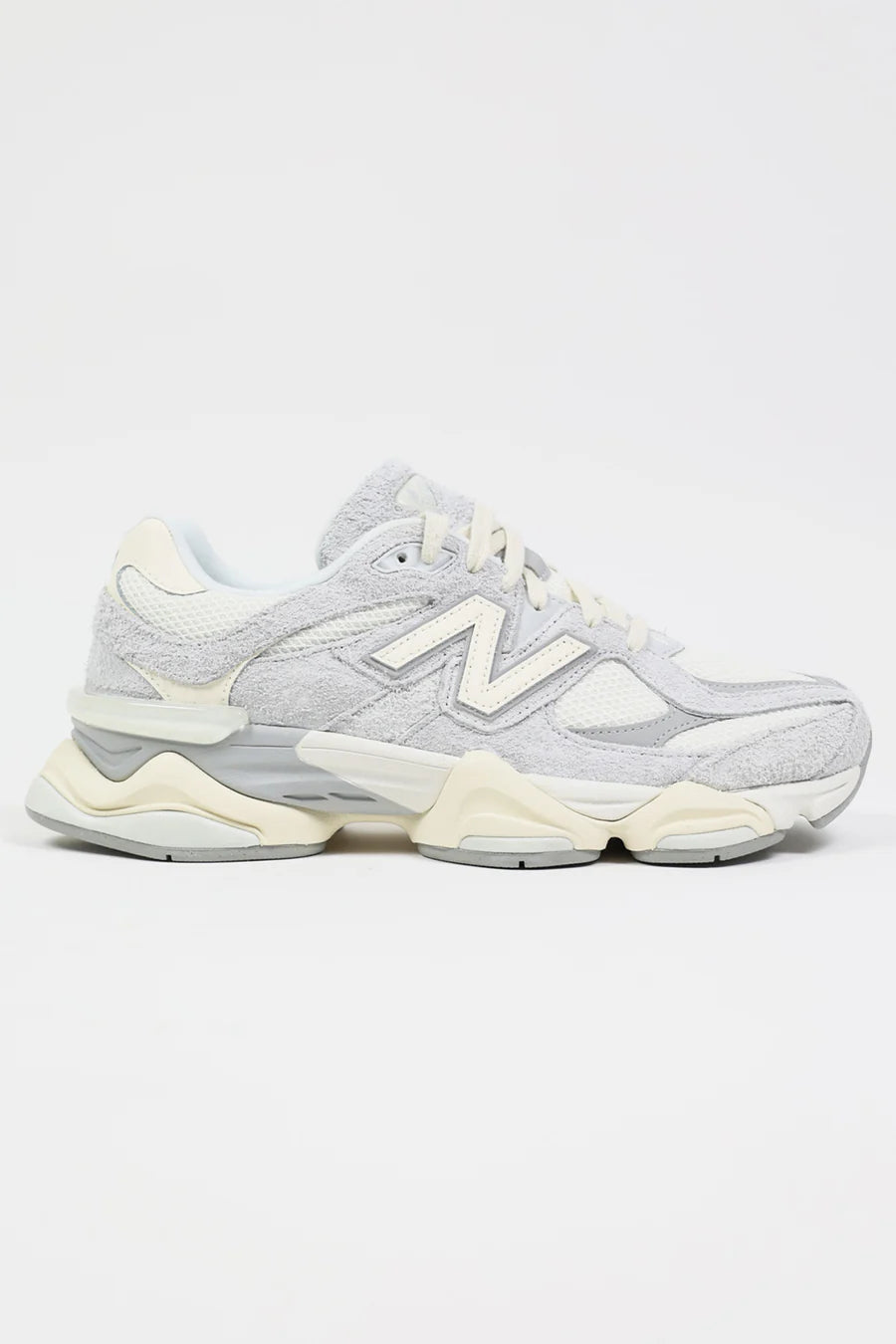 New Balance 9060 – Beige & Grey